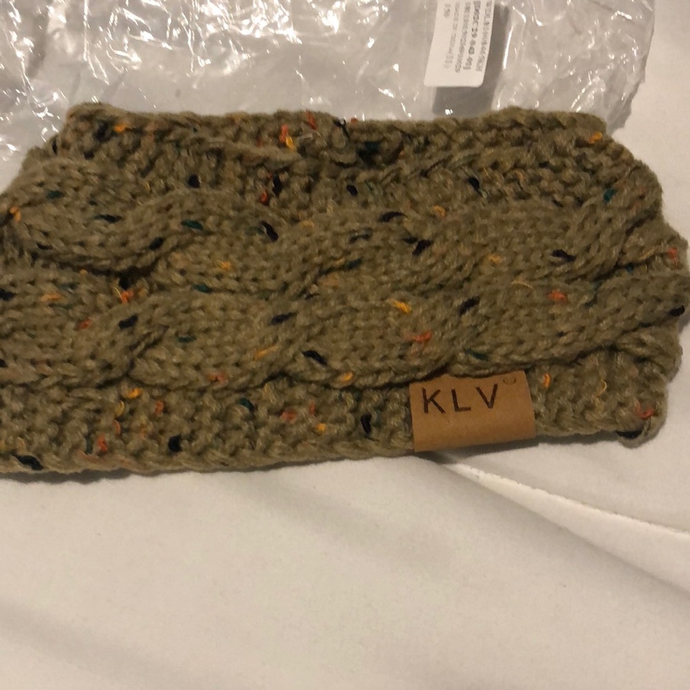 Ear warmer headband